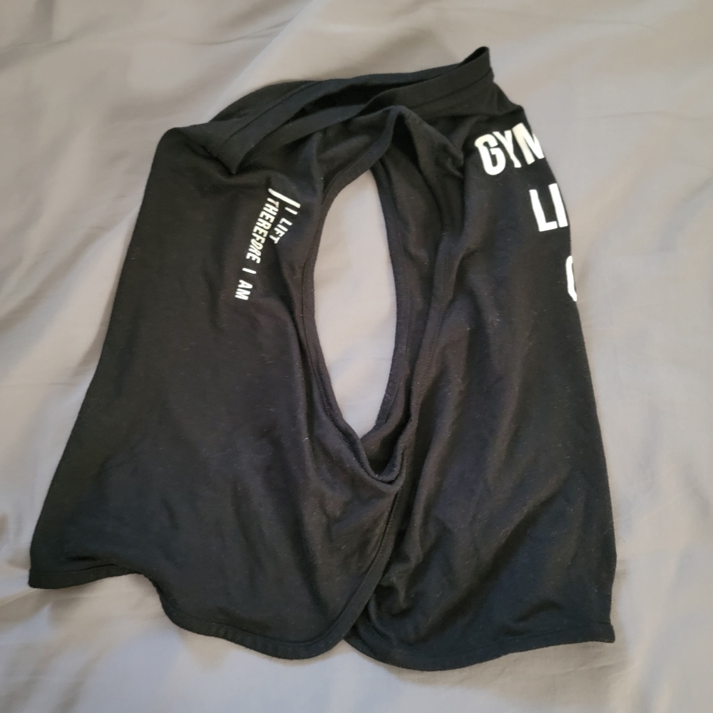 Gymshark Lifting Club Crop Top Womens Small Black Sleeveless Tank - Picture 2 of 3